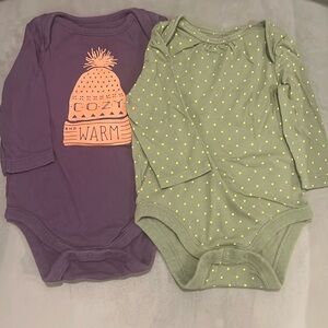 Baby Gap Onesies - set of 2 🚭